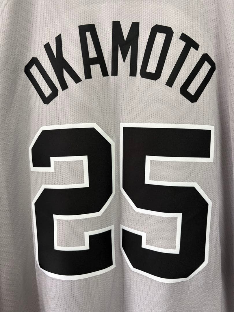 ブルージェイズ　ジャイアンツ　岡本和真　ビジターユニフォーム　優勝ワッペン付き