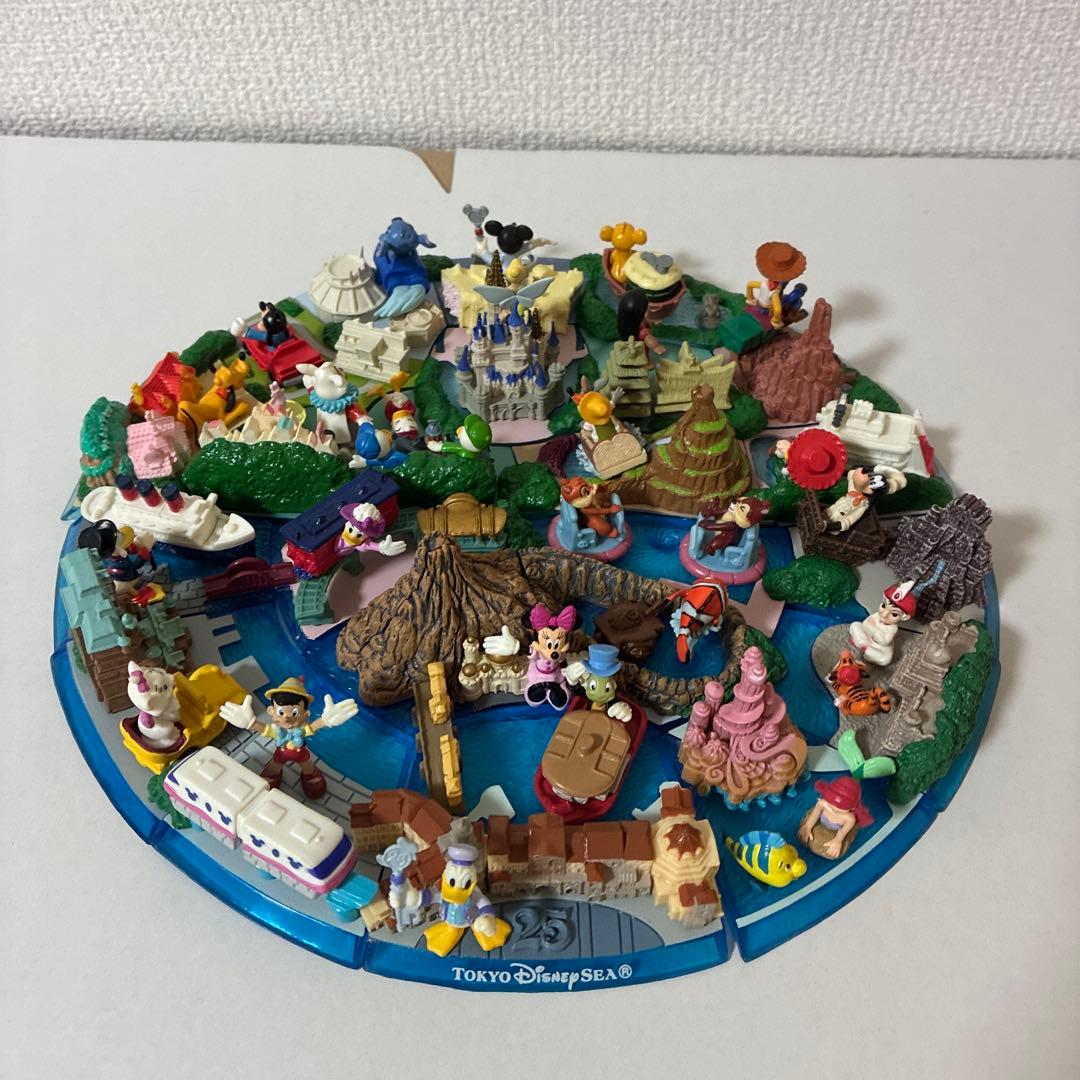 東京ディズニーリゾート 25周年 ジオラマフィギュア