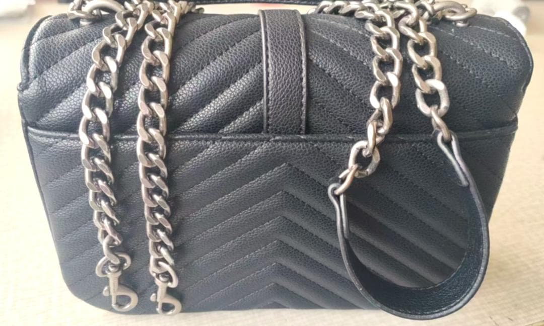 新品✨未使用✨ VIP限定 ブラック キルティングバッグ