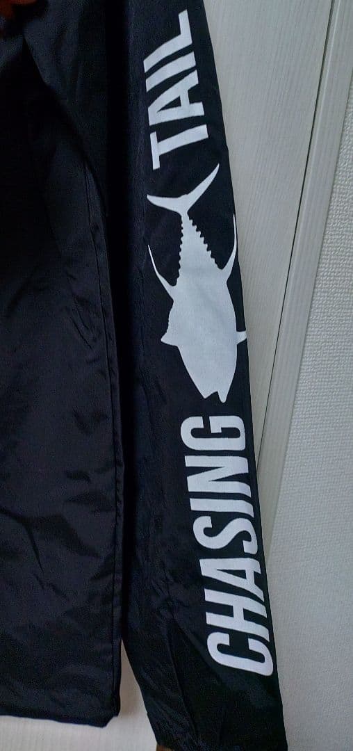SALTY CREW デザインナイロン ジャケット