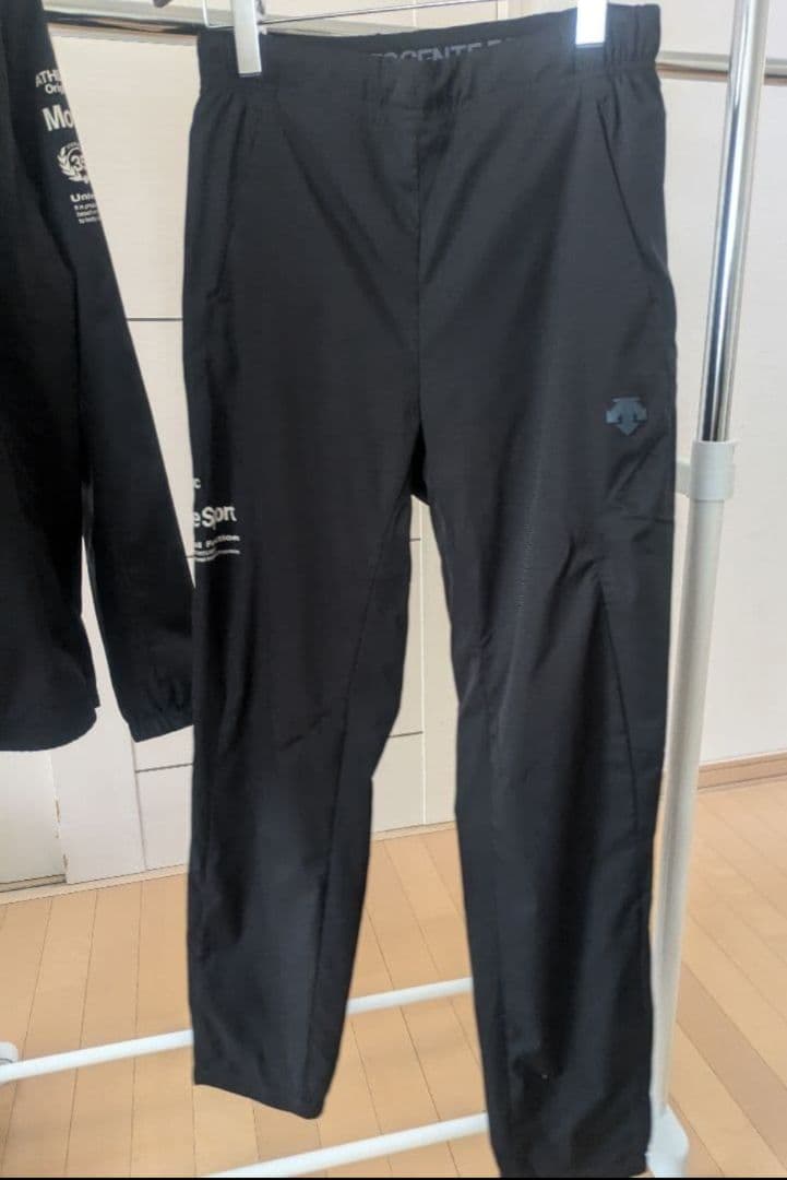 DESCENTE　ウインドブレーカー　上下