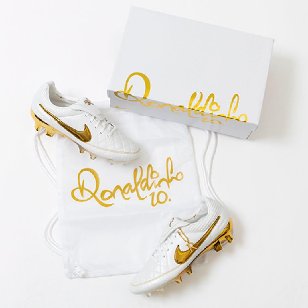 NIKE　ティエンポ　限定　ロナウジーニョ　サッカースパイク