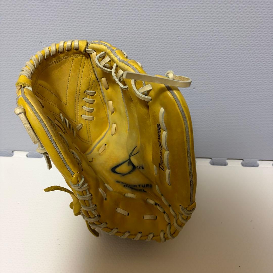 Nike 軟式グローブ　ダルビッシュモデル