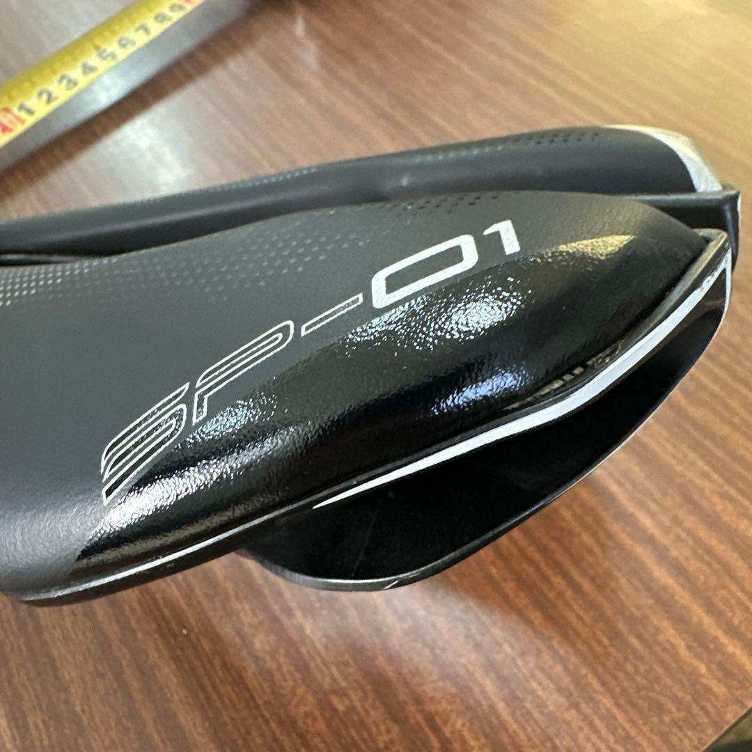 Selle Italia SP-01 ブラックサドル