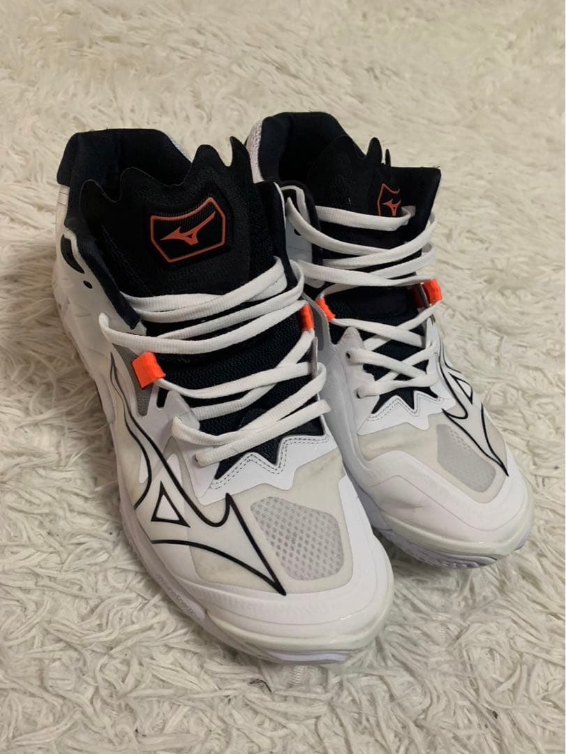 Mizuno Wave Lightning Z8 ミズノ　スニーカー　28㎝