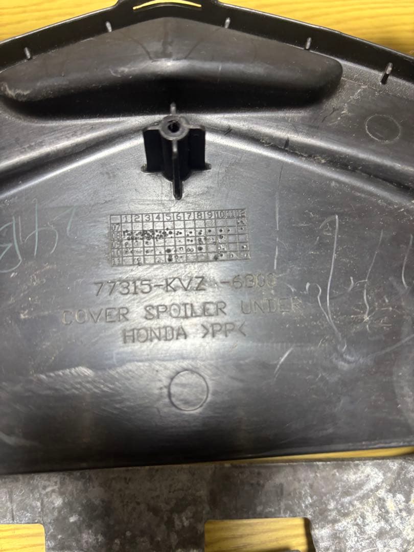 【中古　純正品】フォルツァ　MF10 リアスポ周辺一式　後期型