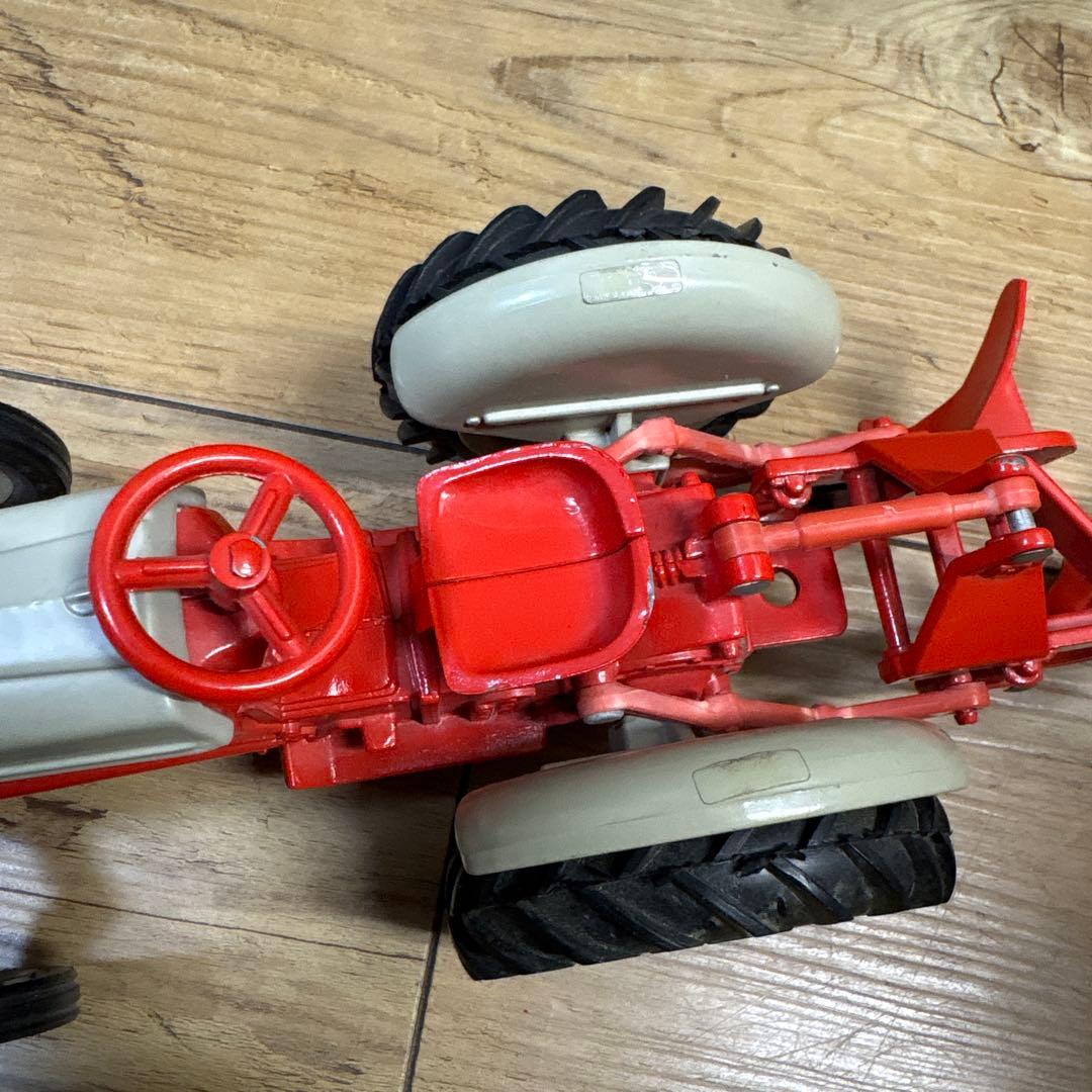 1/16 Ford USAフォード 2458トラクター　ミニチュア