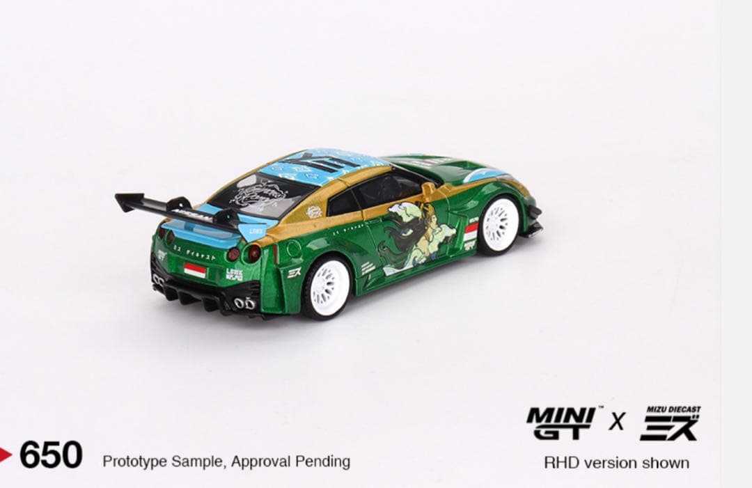 【限定】MINI GT 1/64 LBWK GT-R R35 プリンセス・ロロ
