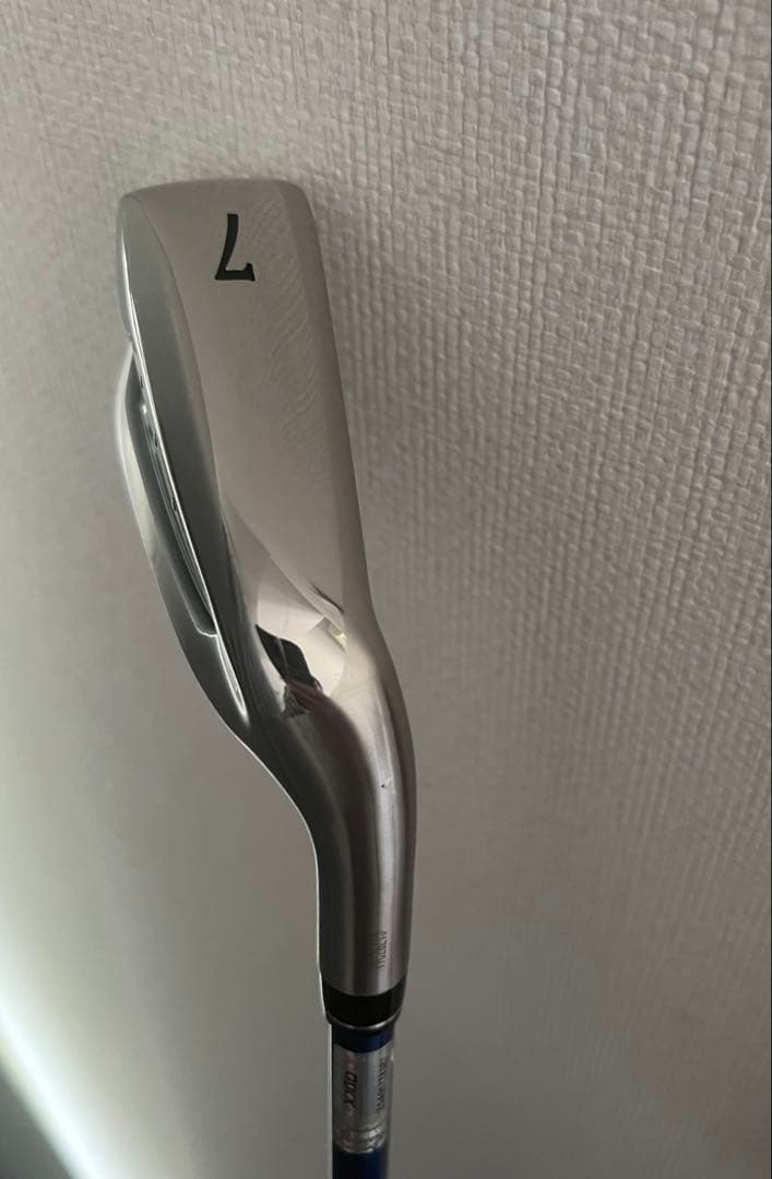 超美品 XXIO13 ゼクシオ13 7番アイアン　R