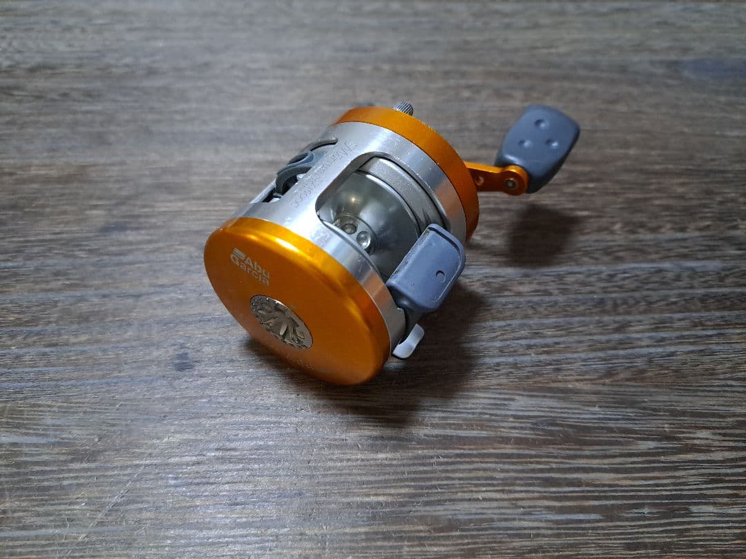 美品　付属品あり　アブガルシア　ウルトラマグ　SX1600C　サンセットオレンジ
