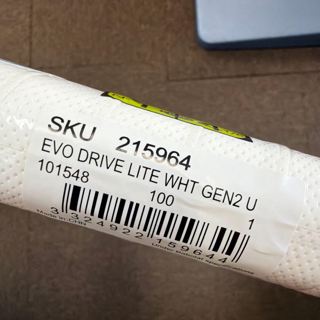 Babolat EVO DRIVE Lite White G1 　新品