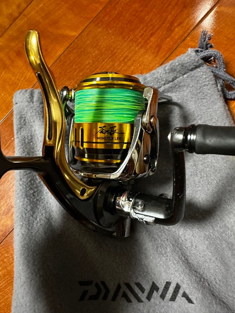 み*！様 DAIWA 尾長MONSTER スピニングリール