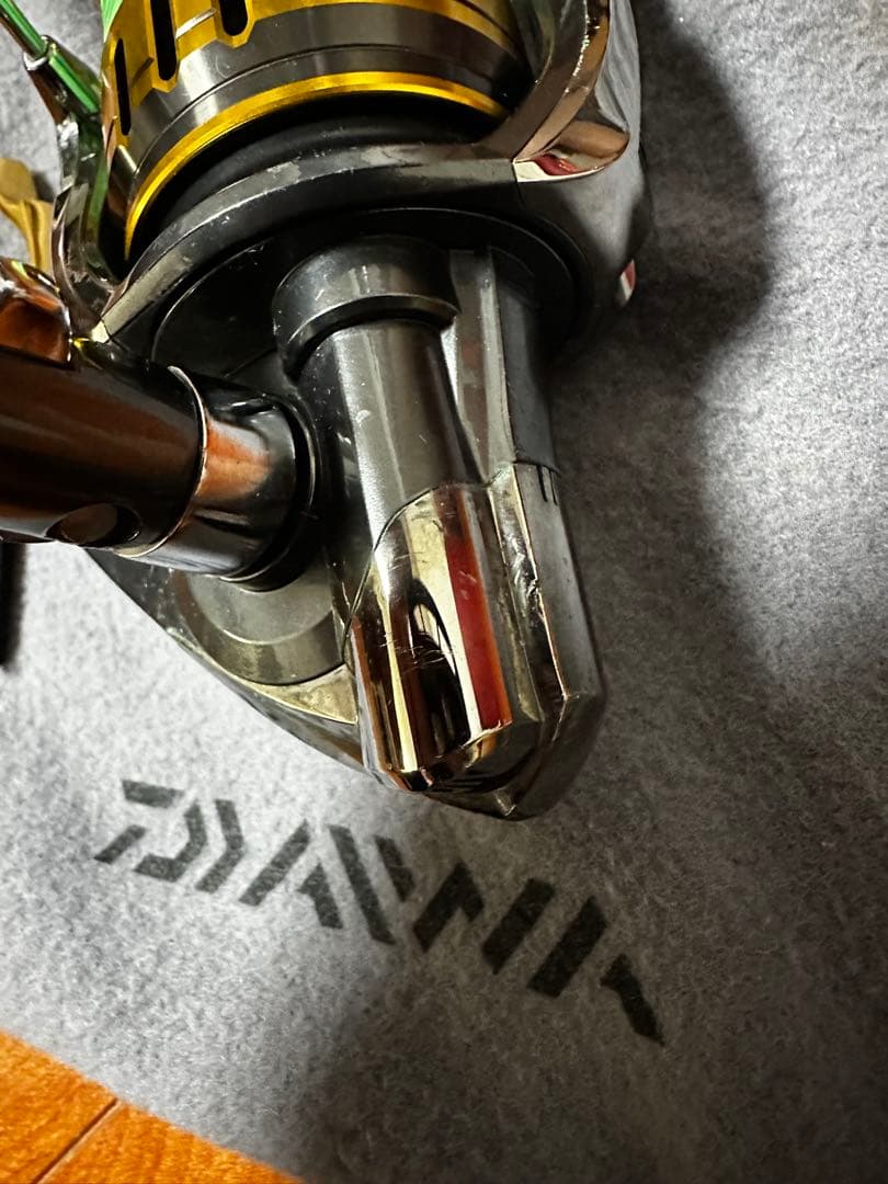 み*！様 DAIWA 尾長MONSTER スピニングリール