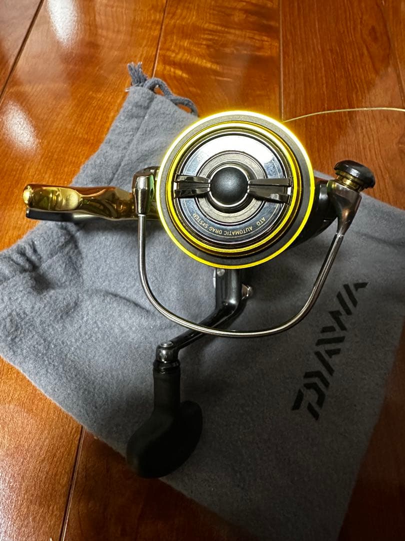み*！様 DAIWA 尾長MONSTER スピニングリール