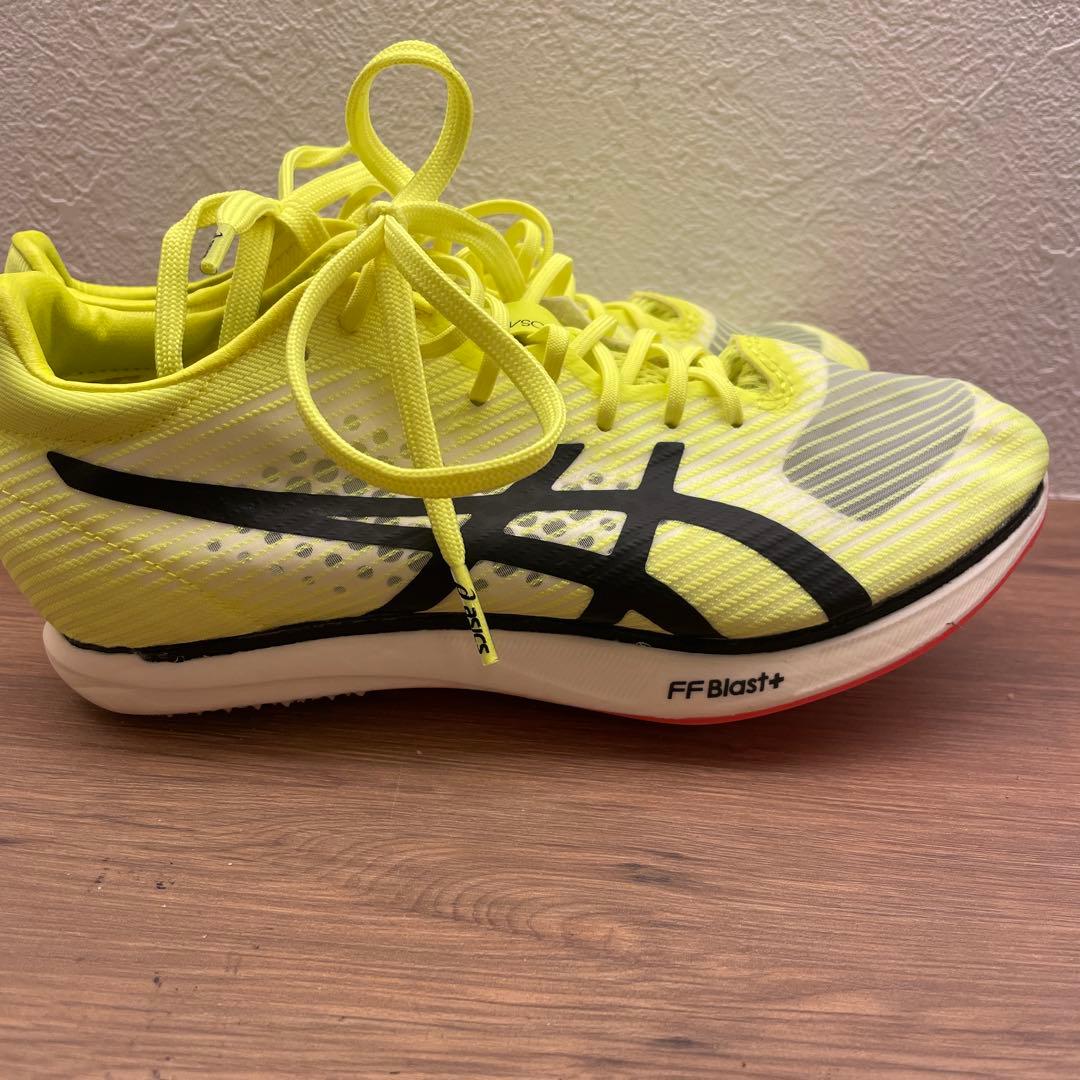 アシックス コスモレーサーMD3 FFBlast+ 23cm