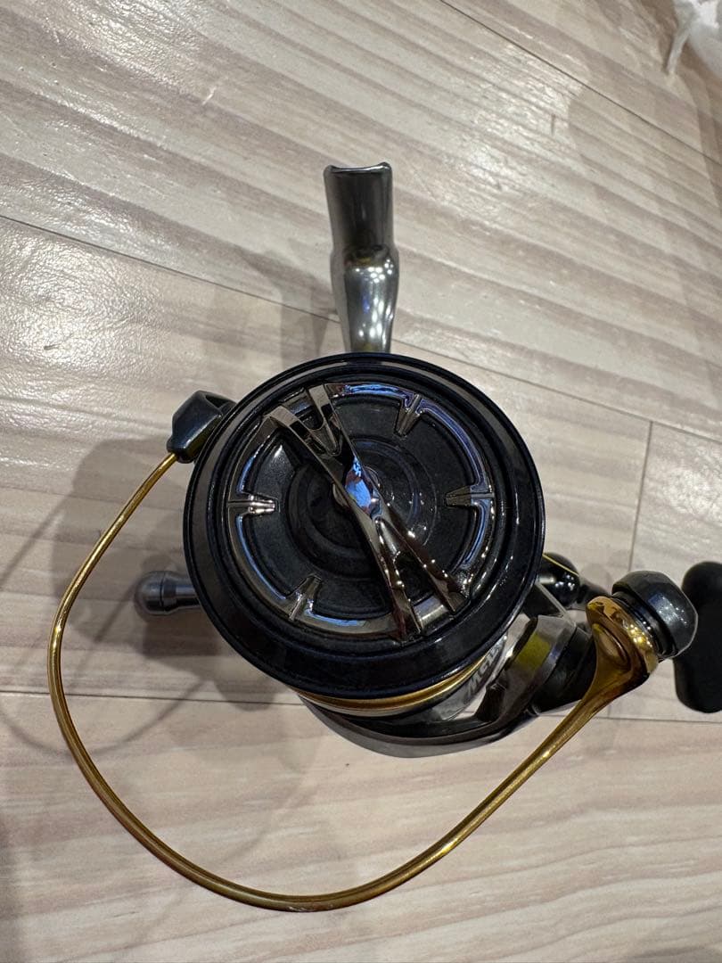 SHIMANO Vanquish 4000XG フィッシングリール