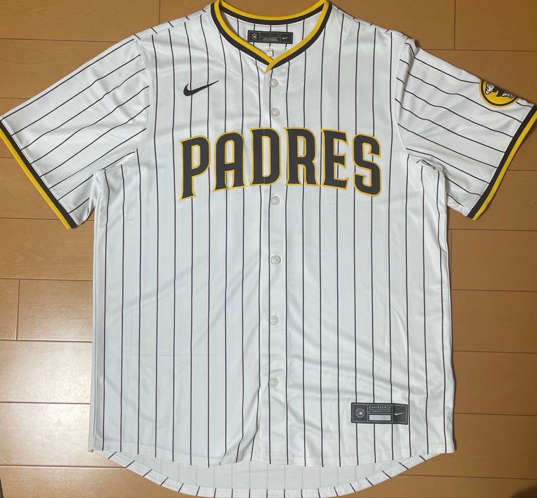 ダルビッシュ　ユニフォーム　パドレス　WBC 大谷
