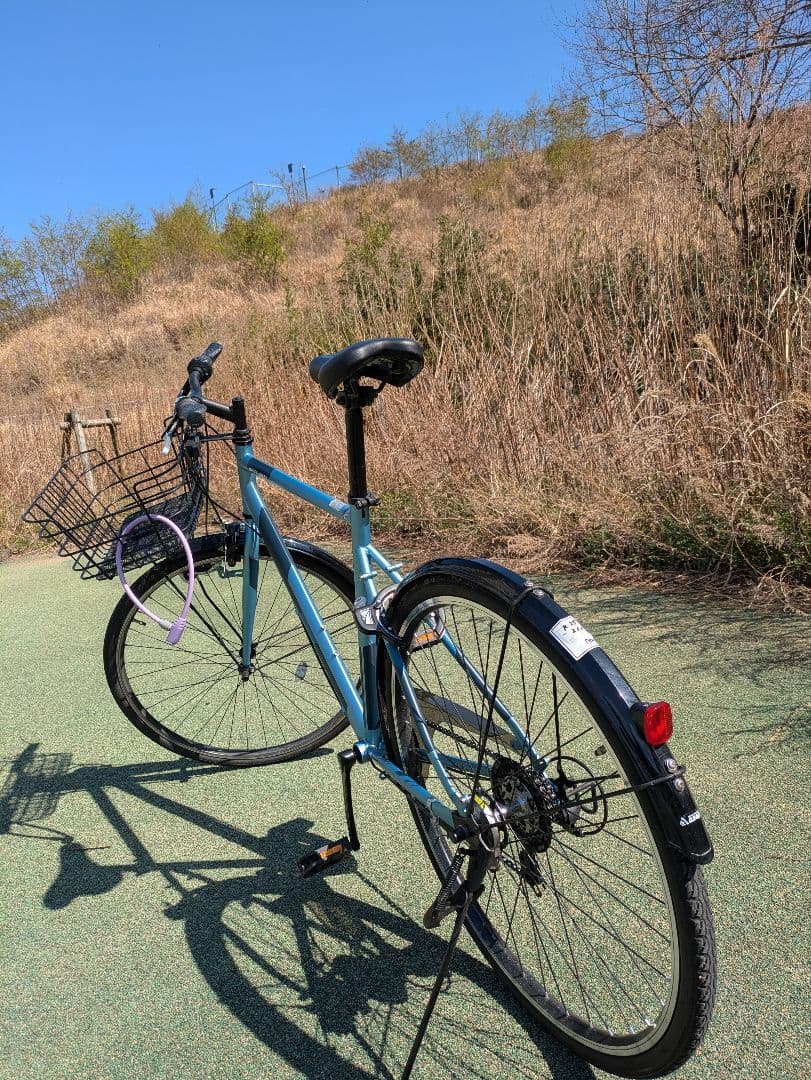 シティサイクル 前カゴ付き 27インチ 九州大学伊都キャンパスで自転車を受け取る