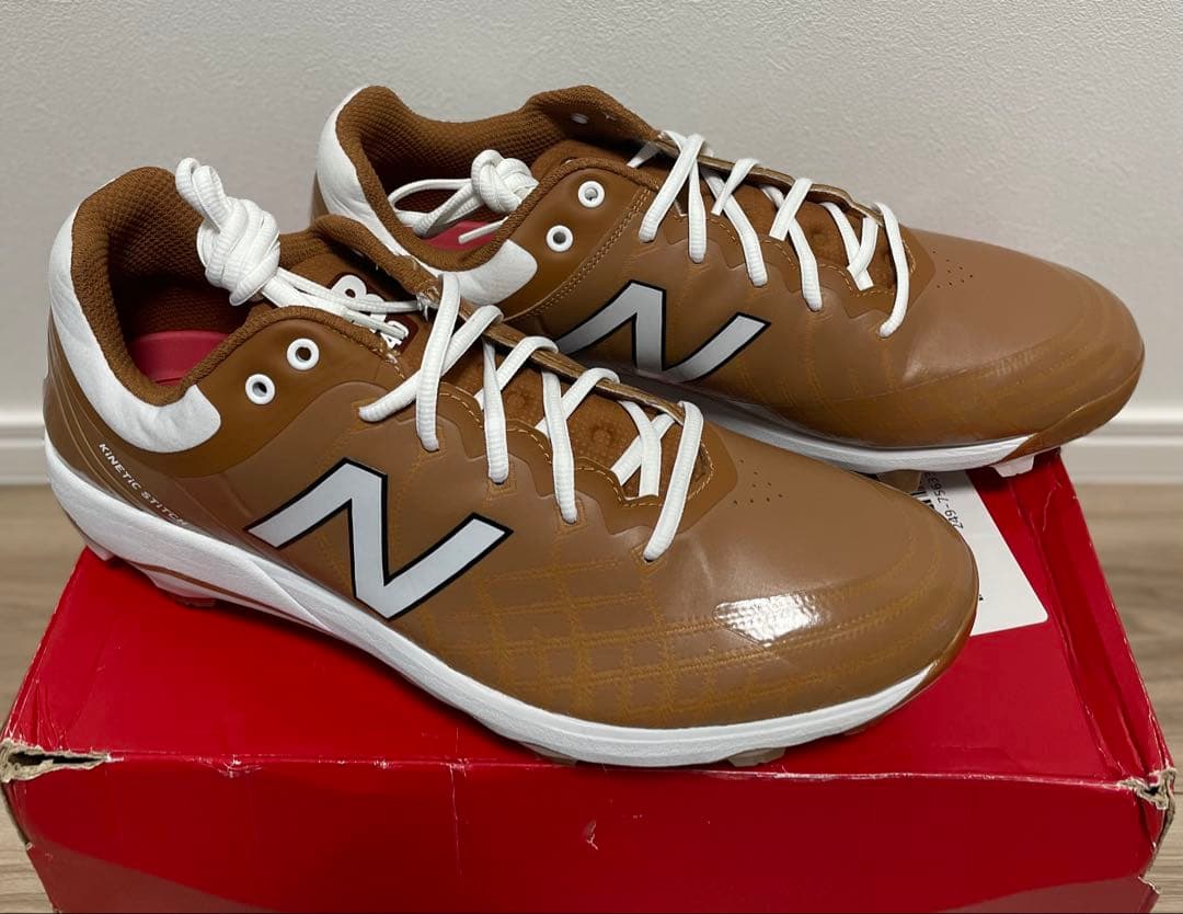 【新品】new balance ニューバランス　野球スパイク 32.0cm