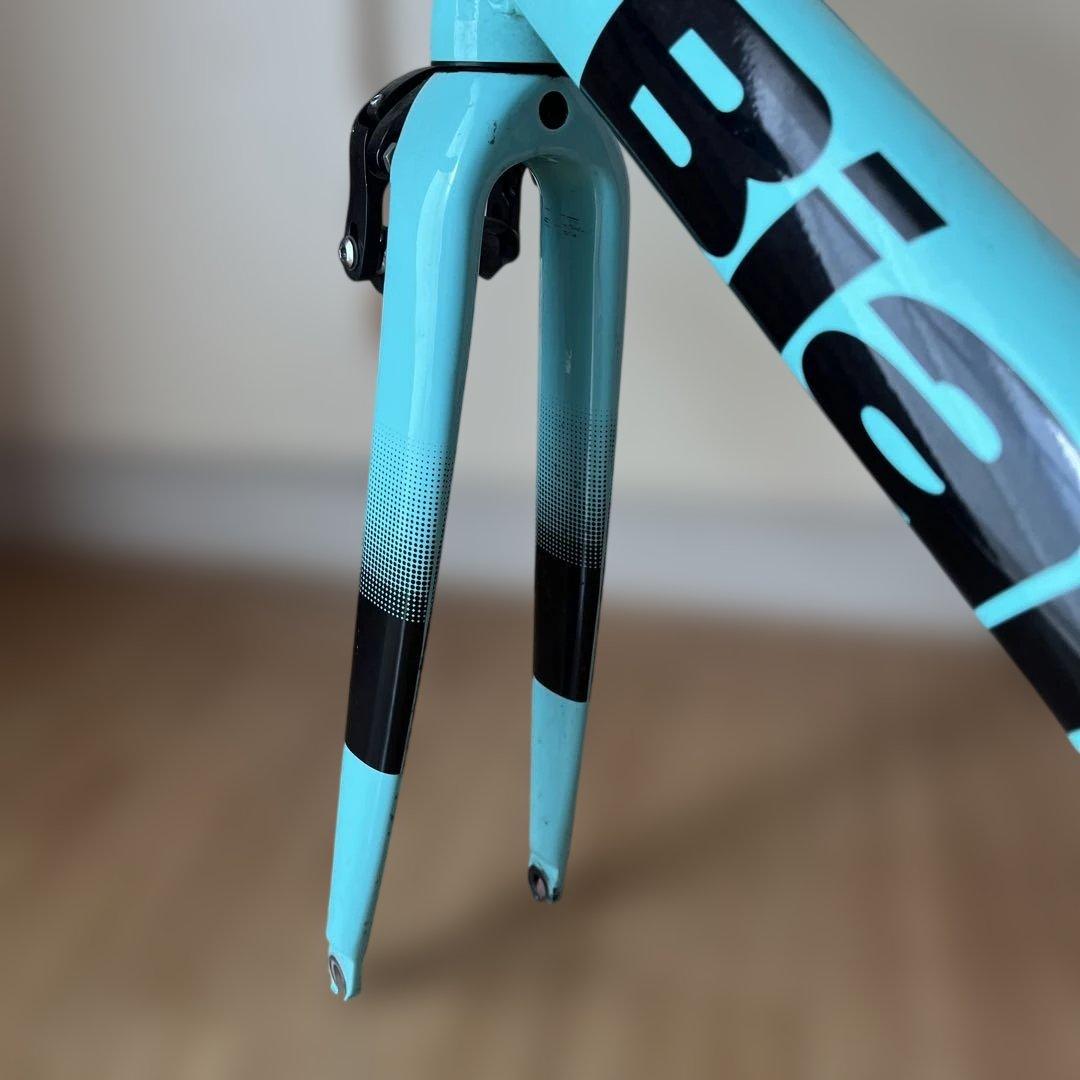 Bianchi アクアブルー ロードバイク