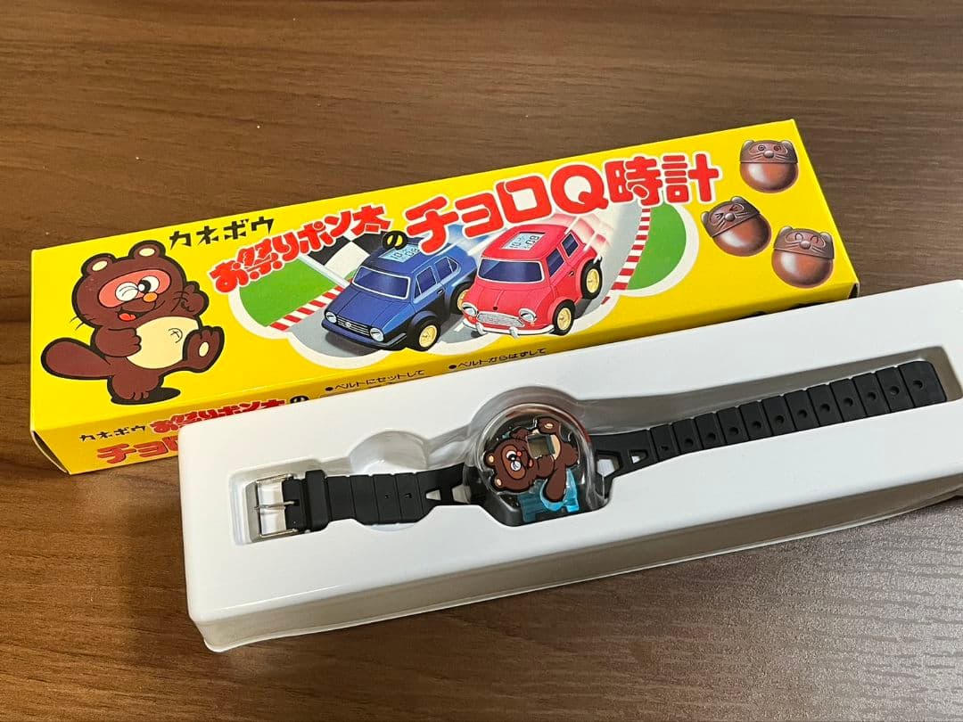 タカラ　チョロQ 時計　非売品　　ピンク、青、赤色
