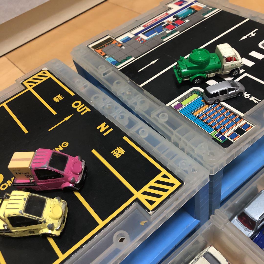 トミカ　まとめ売り　立体駐車場付き　TAKARATOMY
