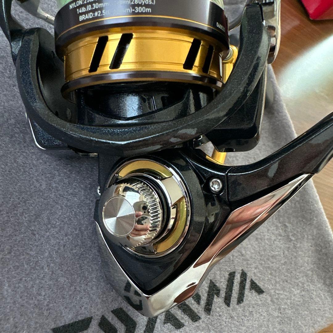 18LEGALIS LT 5000D-CXH スピニングリール
