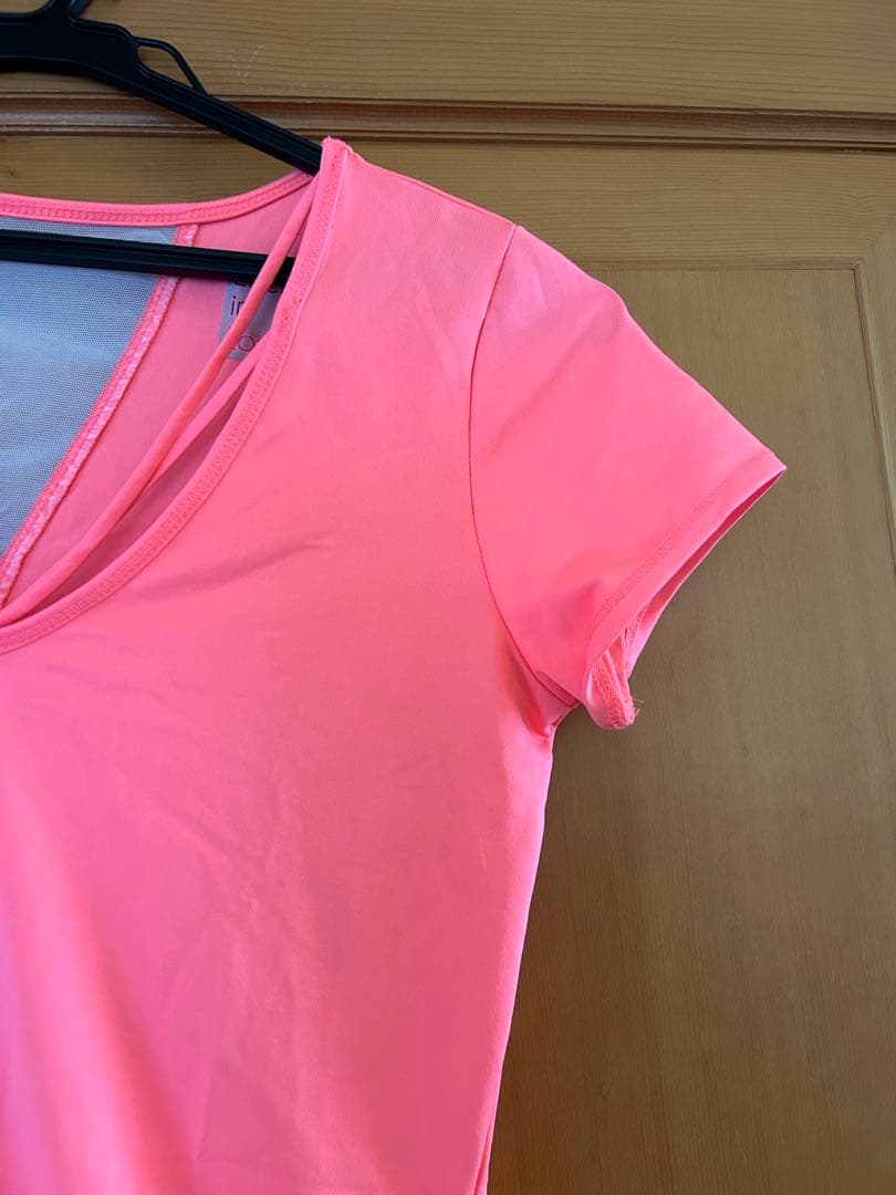 ラッキーインラブ　テニスウェア　トップス　US-Sサイズ　新品