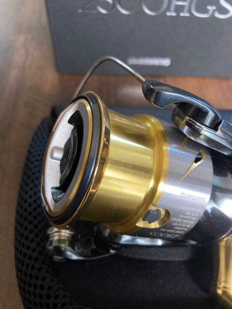 SHIMANO STELLA 2500HGSスピニングリール