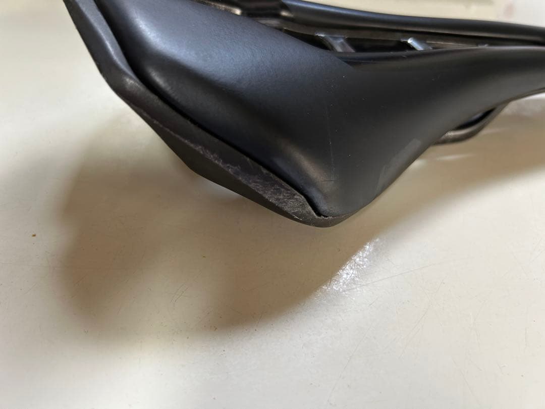 PRO STELTH Curved Team カーボンレール　サドル