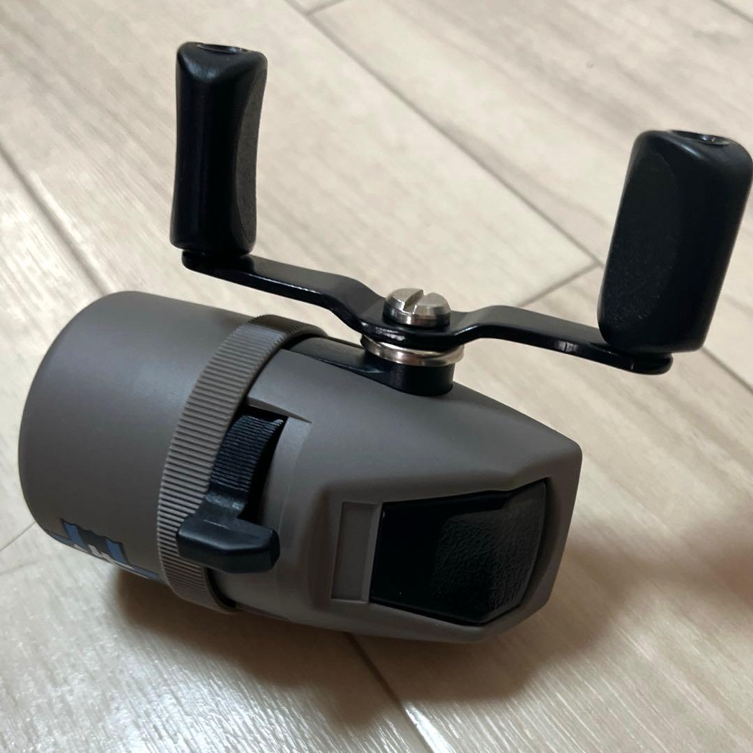 トライアングル　スピンキャストリール