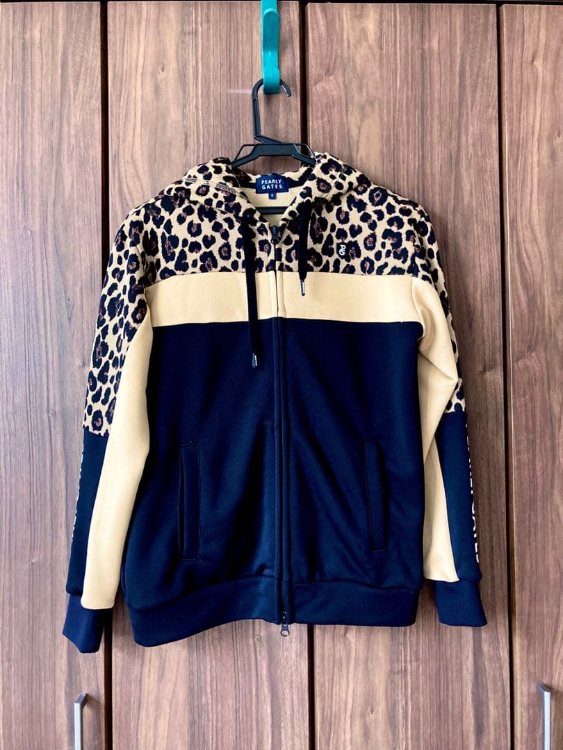 お値下げ　美品　PEARLY GATES ハ　レディース　フルジップフーディ