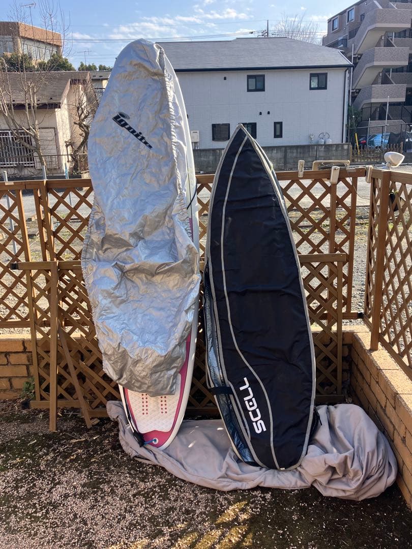 サーフィンボード2枚とウエットスーツと他