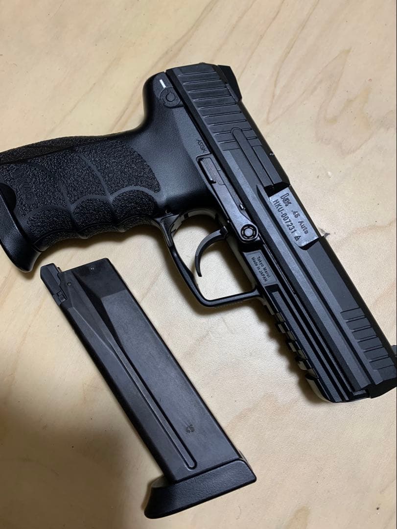 東京マルイHK45 ガスガン ブラック 2マガジン付き
