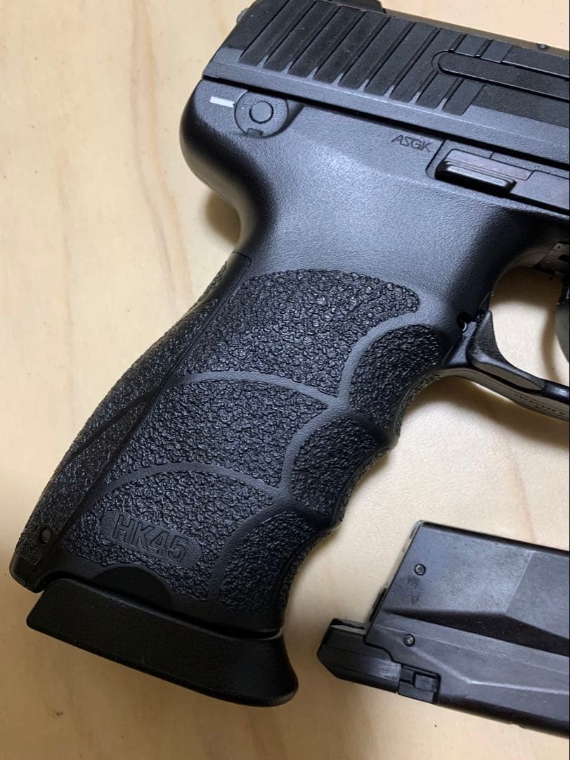 東京マルイHK45 ガスガン ブラック 2マガジン付き