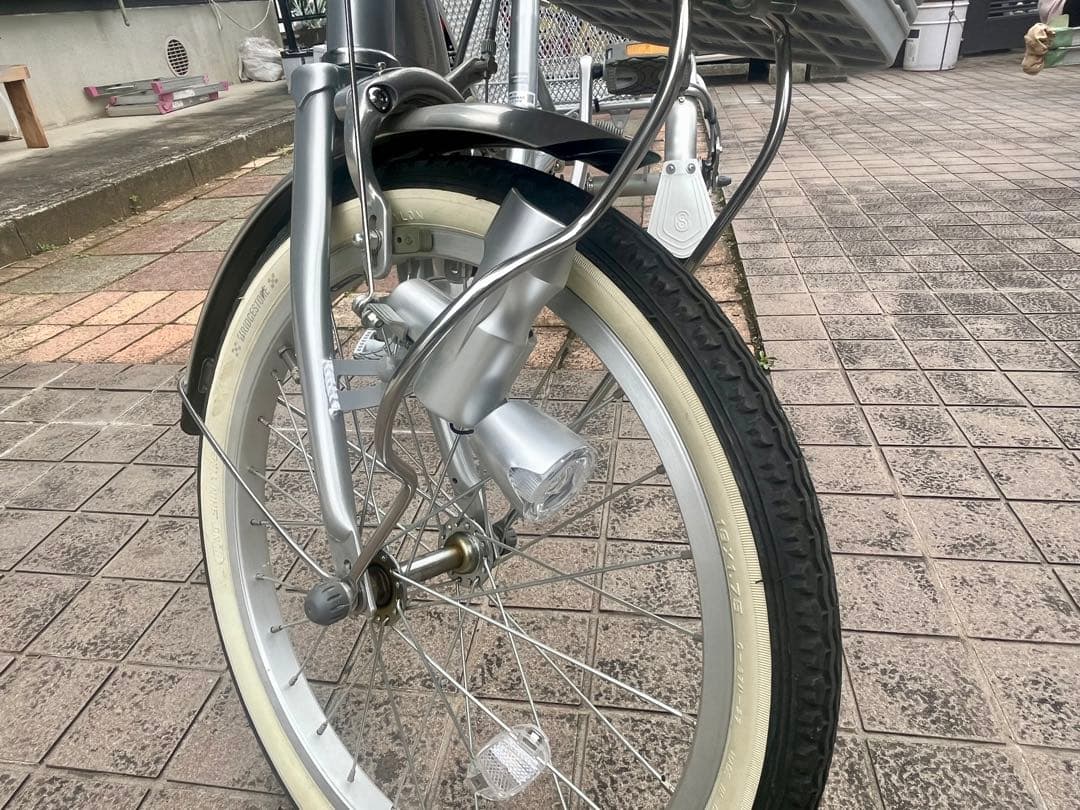 ブリヂストン　大人用三輪車　(引き取り)