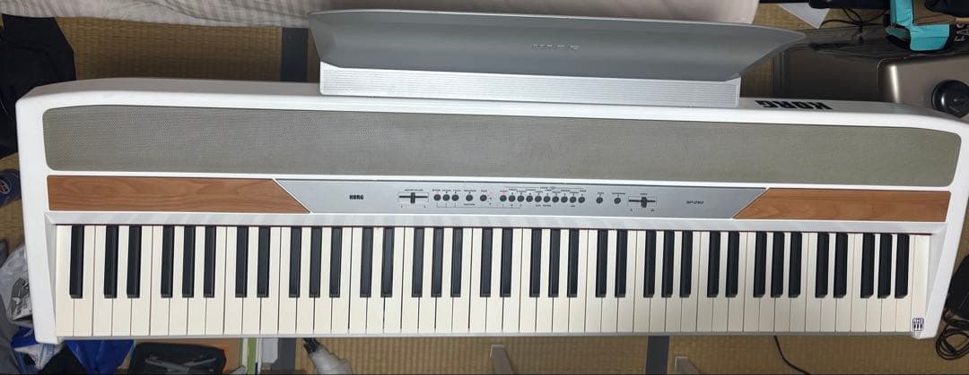 (引取限定) KORG コルグ　SP-250 電子ピアノ 88鍵　スタンド付