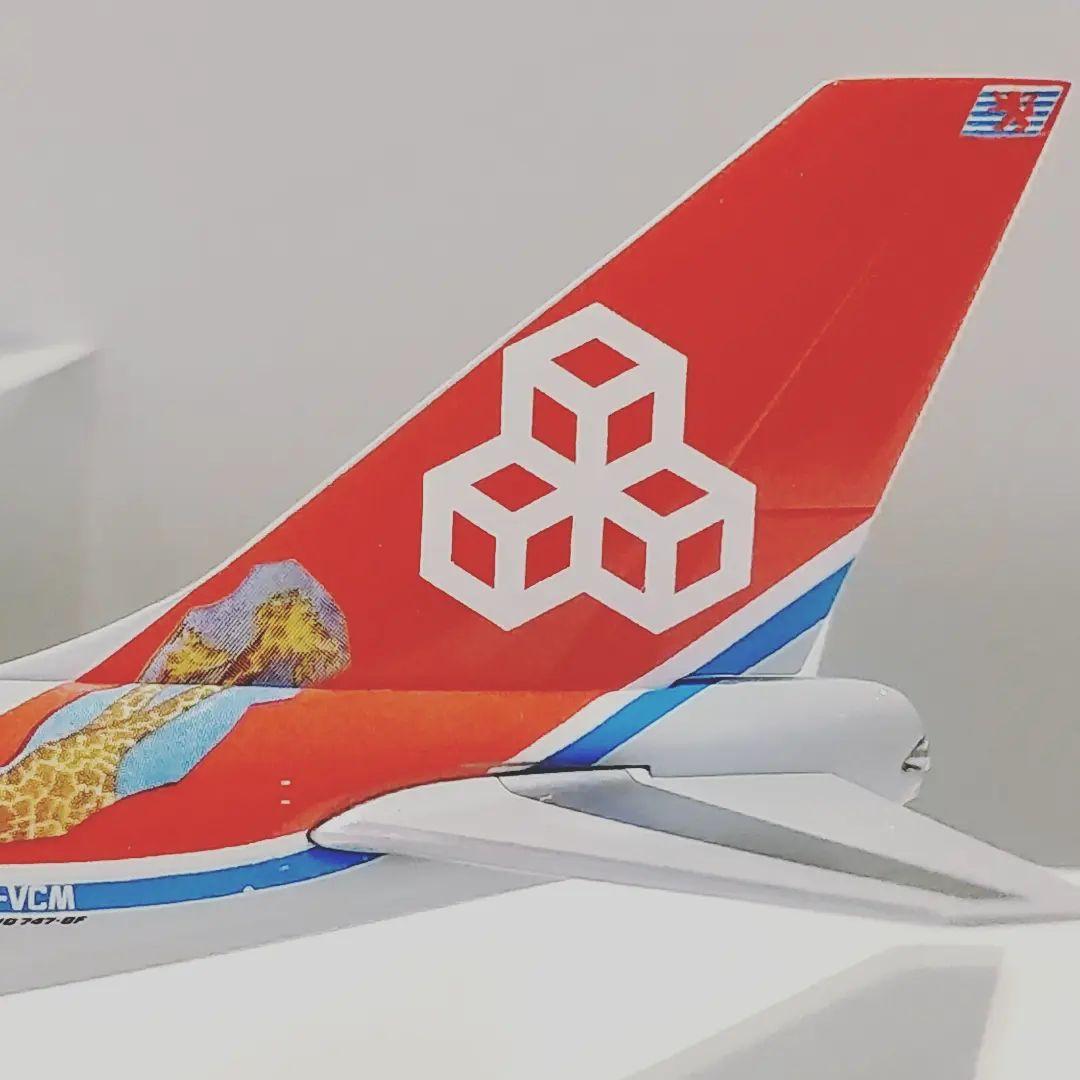 cargo LUX 特別塗装機 B747-8F