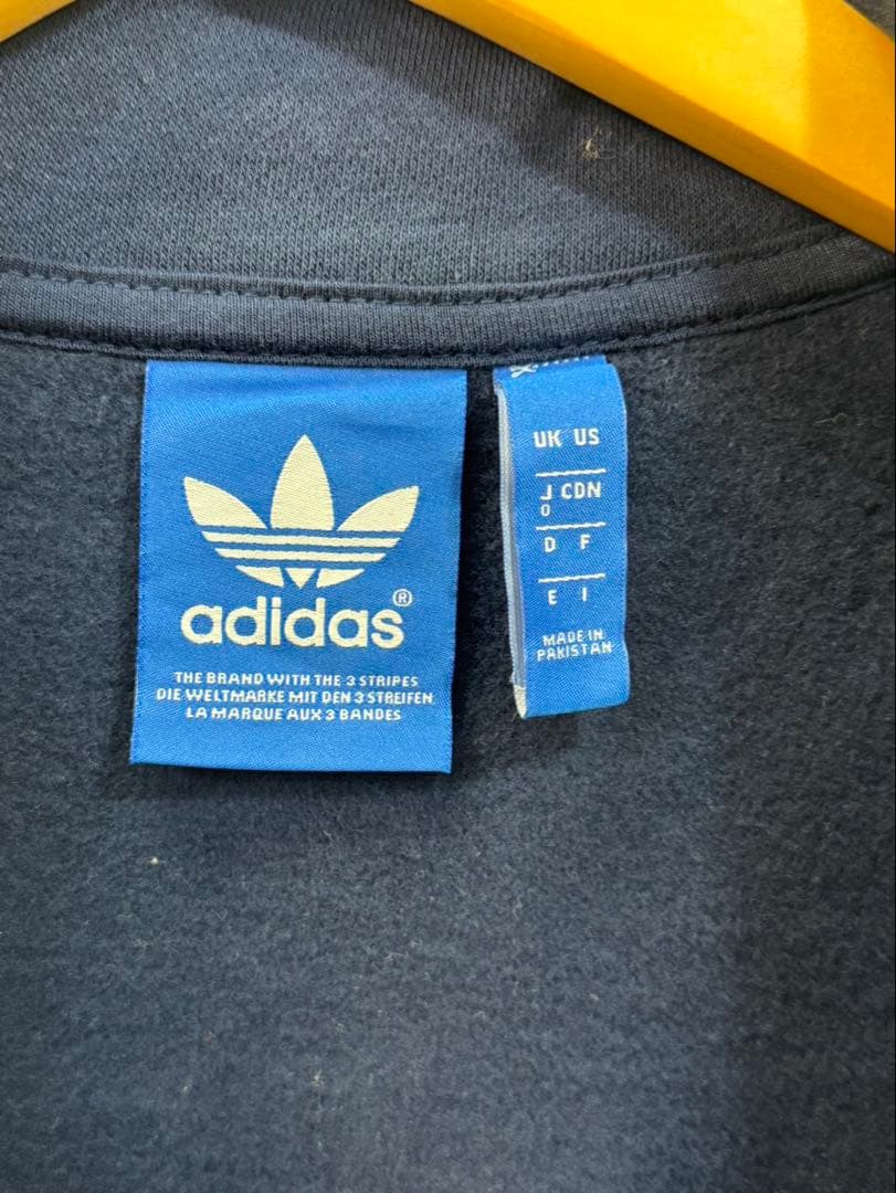 adidas original バックプリントスウェットトラックジャケット O