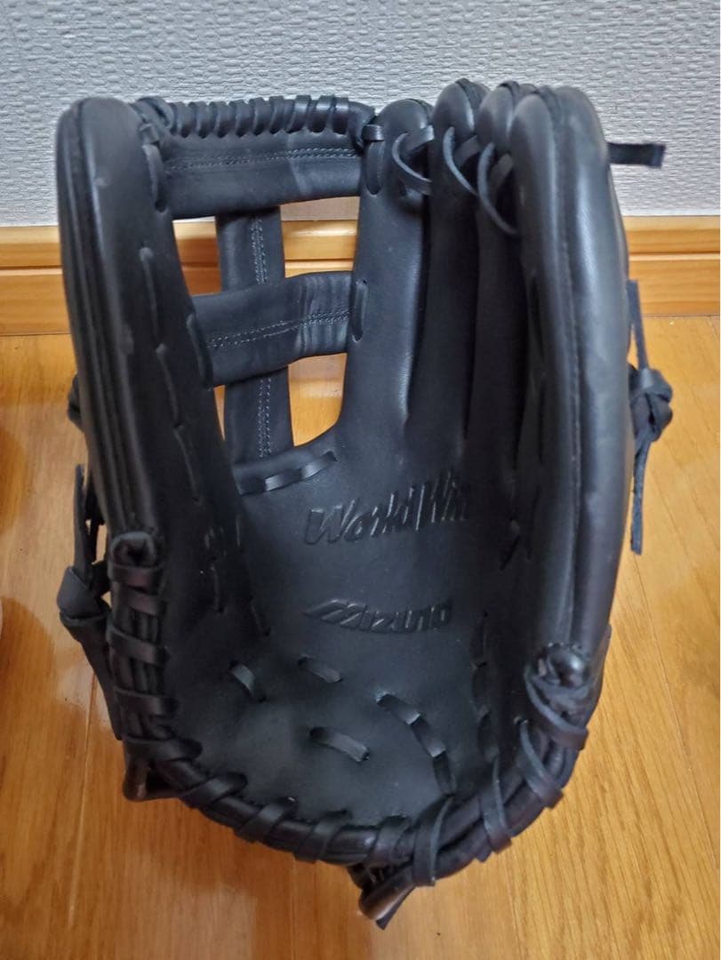 【新品】ミズノ　野球　軟式グローブ　牛革　ボール2個