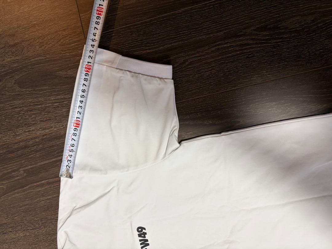 TFW49 ホワイト モックネックTシャツ