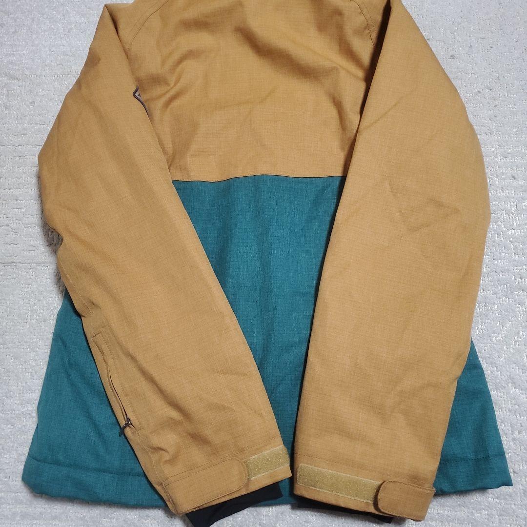 【美品】レディース　スノーボードウェア上下セット　Sサイズ