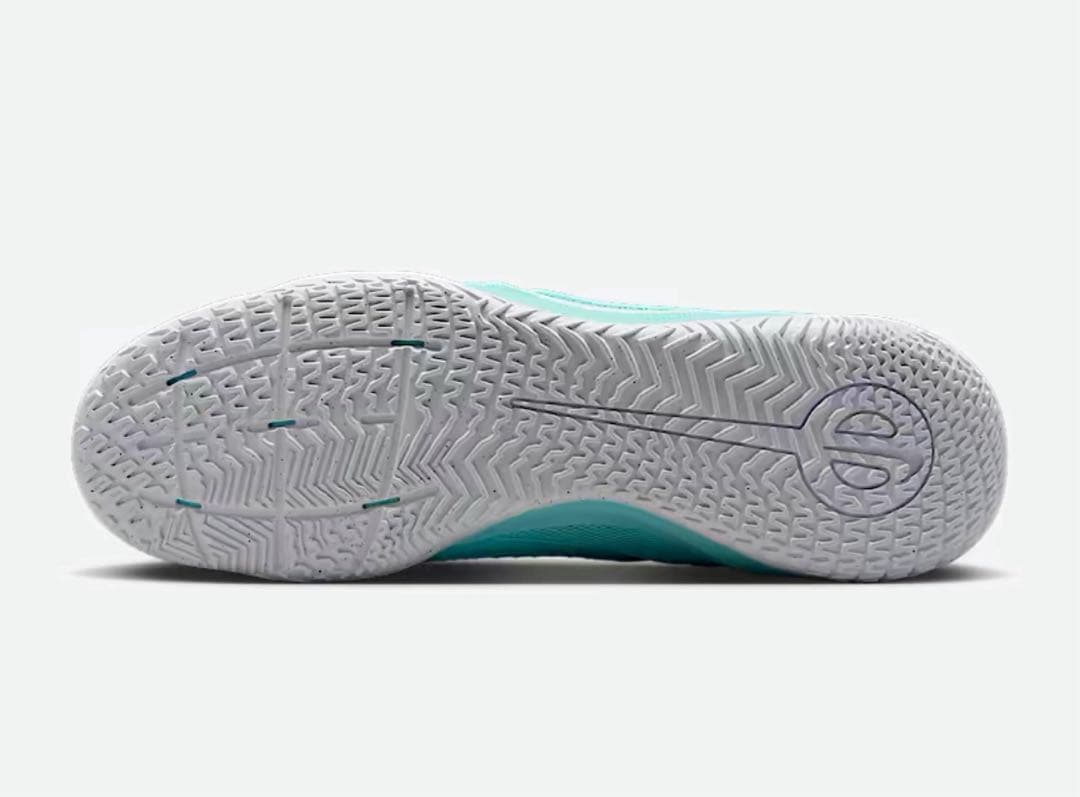 Nike ティエンポ　レジェンド10 アカデミー