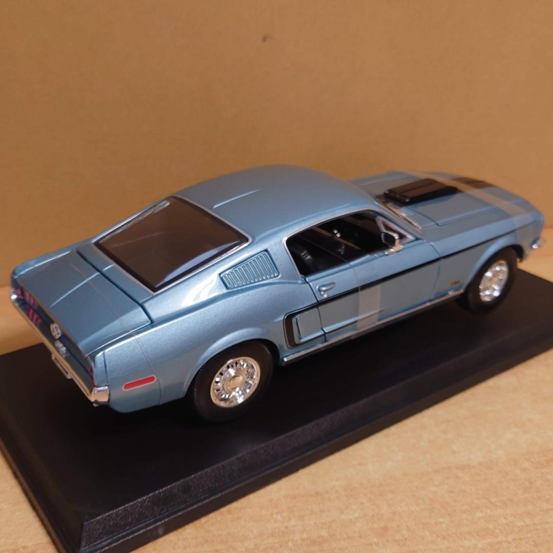 1/18 フォードマスタングGT コブラ ジェット 1968 マイスト製ミニカー