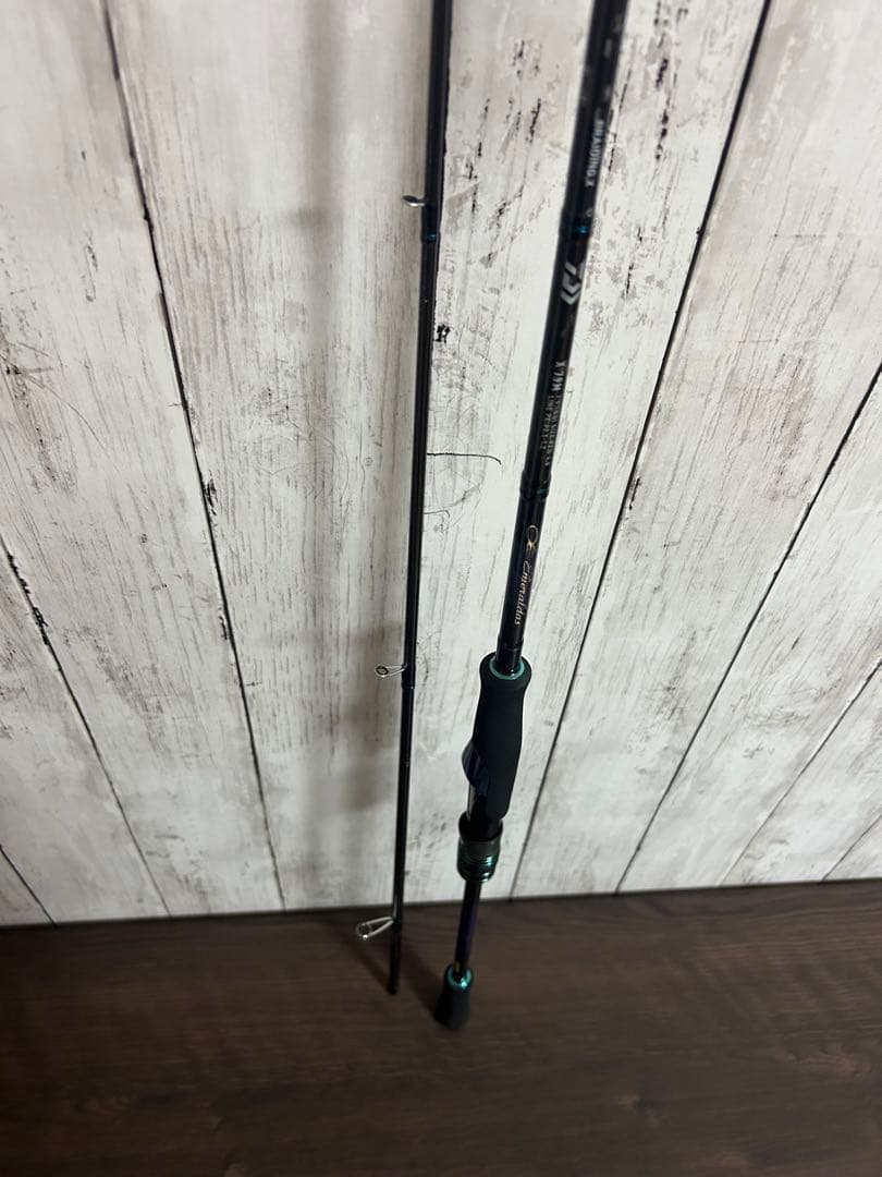 エメラルダスエギングロッド X 79M 7'9\"