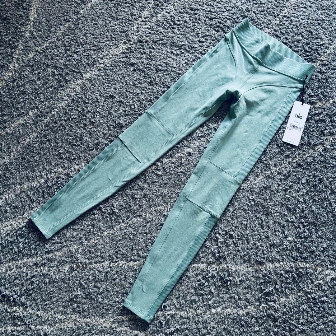 ★aloyogaアロヨガレギンス★アローヨガルルレモンlululemon好きも♪