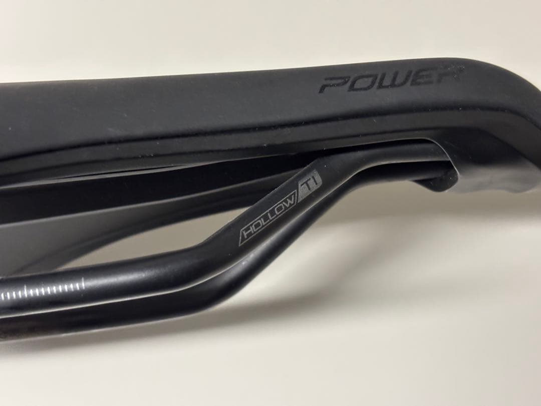 SPECIALIZED POWER 143mm サドル