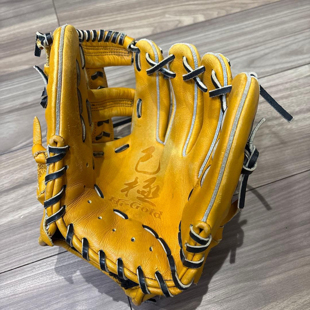 ハイゴールド　軟式グローブ イエロー