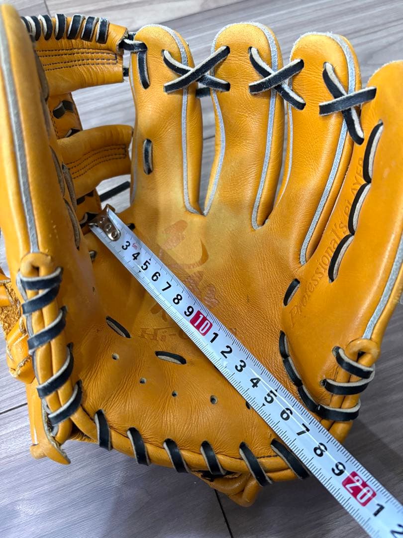 ハイゴールド　軟式グローブ イエロー