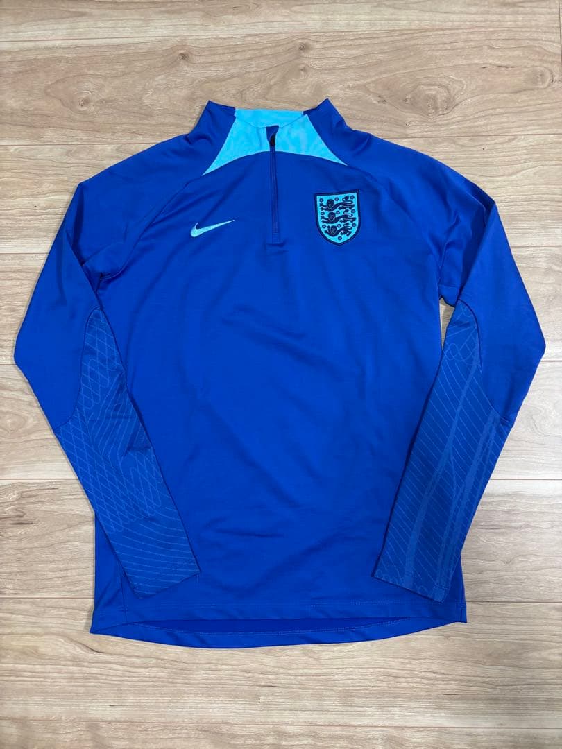 イングランド代表　ナイキストライク　NIKE トレーニングウェア上下セット